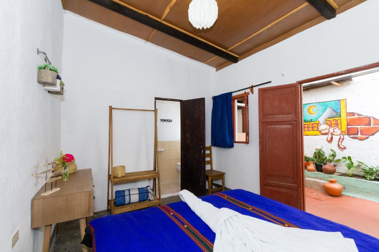 Casa Tamarindo Acomodação com café da manhã Antigua Exterior foto